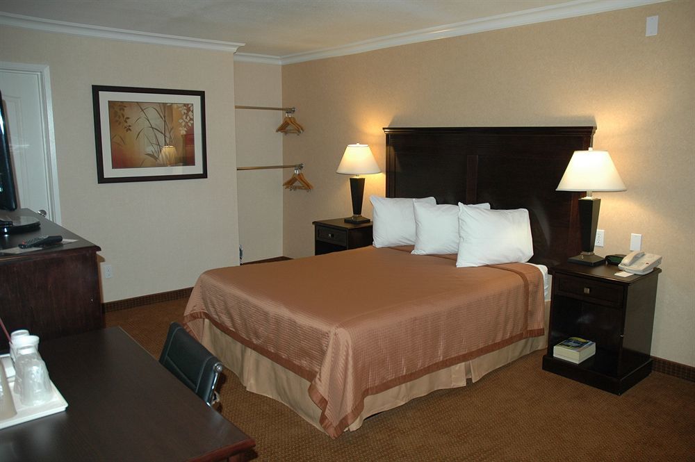 Pasadena Rose & Crown Hotel Oda fotoğraf