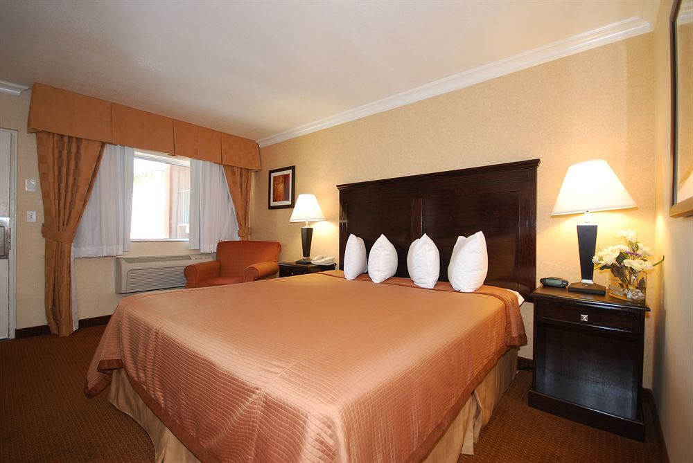 Pasadena Rose & Crown Hotel Dış mekan fotoğraf