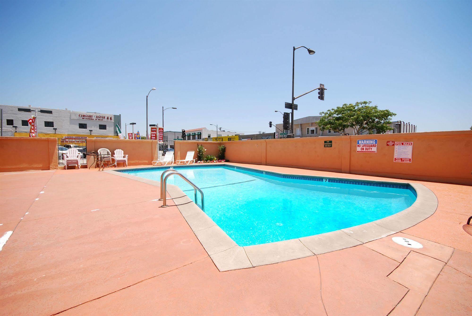 Pasadena Rose & Crown Hotel Dış mekan fotoğraf