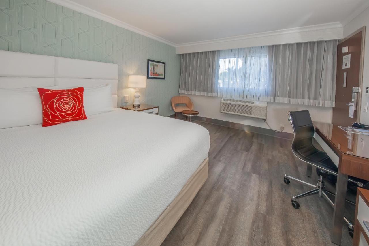Pasadena Rose & Crown Hotel Dış mekan fotoğraf